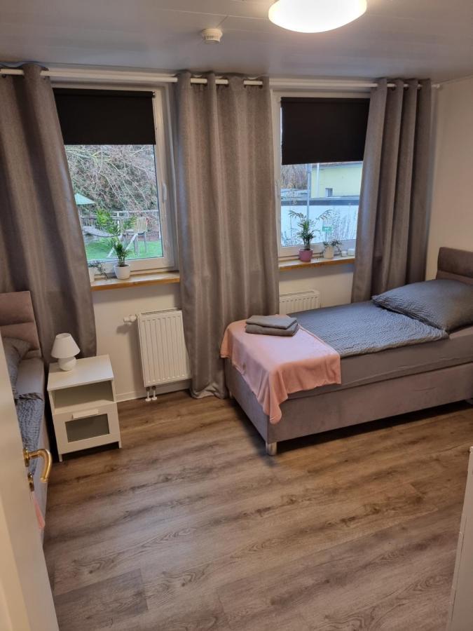 Gaestehaus-Ferienwohnung-Appartement Mit Terrasse - Naehe Kliniken/ Herzzentrum Bad Oeynhausen Ngoại thất bức ảnh