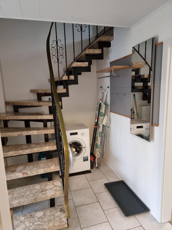 Gaestehaus-Ferienwohnung-Appartement Mit Terrasse - Naehe Kliniken/ Herzzentrum Bad Oeynhausen Ngoại thất bức ảnh
